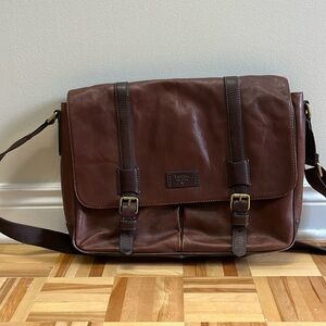 Men’s brown leather fossil messenger laptop bag